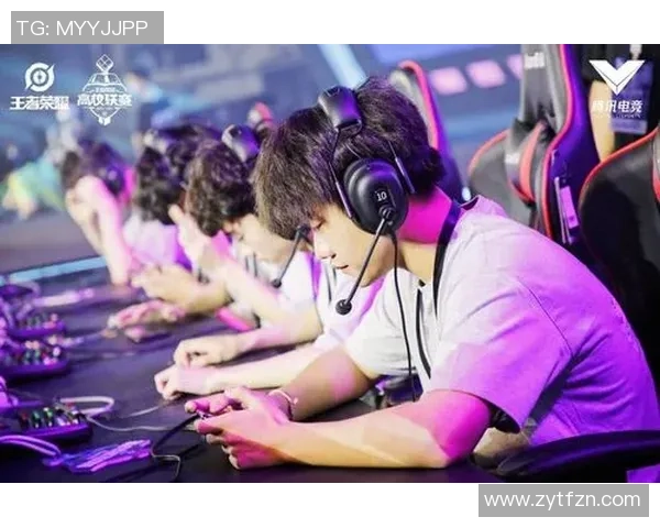 XROCK电子竞技俱乐部全力出击打造年轻玩家梦想与电竞荣耀新篇章 XROCK电子竞技俱乐部全力出击打造年轻玩家梦想与电竞荣耀新篇章