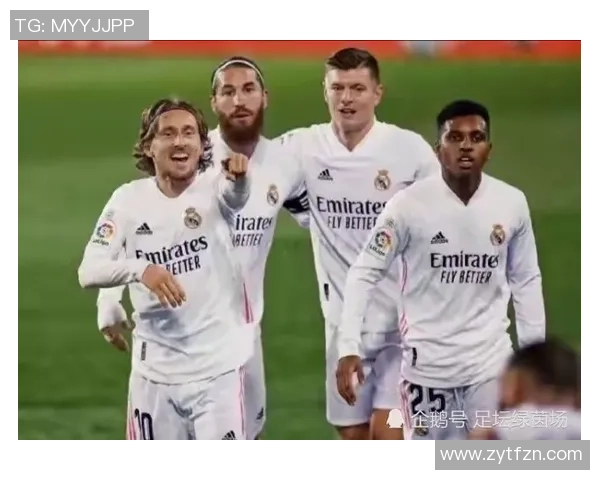 五大联赛顶级球队竞争激烈各大豪门新赛季阵容解析与前景展望