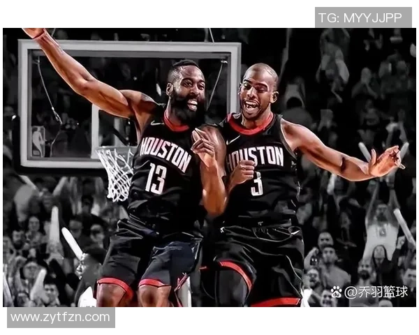 休斯顿火箭与对手激烈对抗 全力争胜挑战季后赛席位