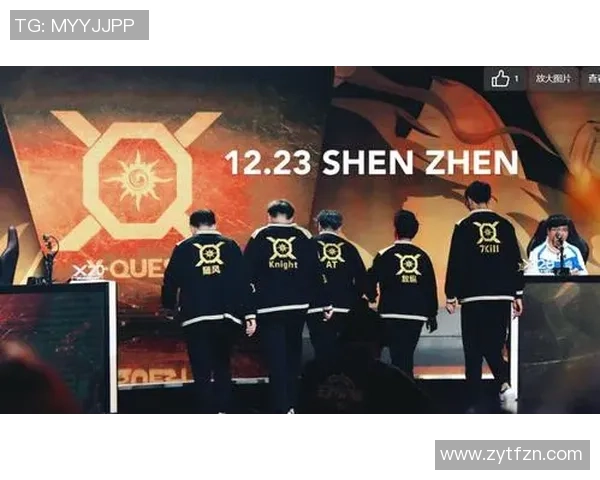 全球足球联赛盛况空前各国球队争夺荣耀与财富的激烈对决
